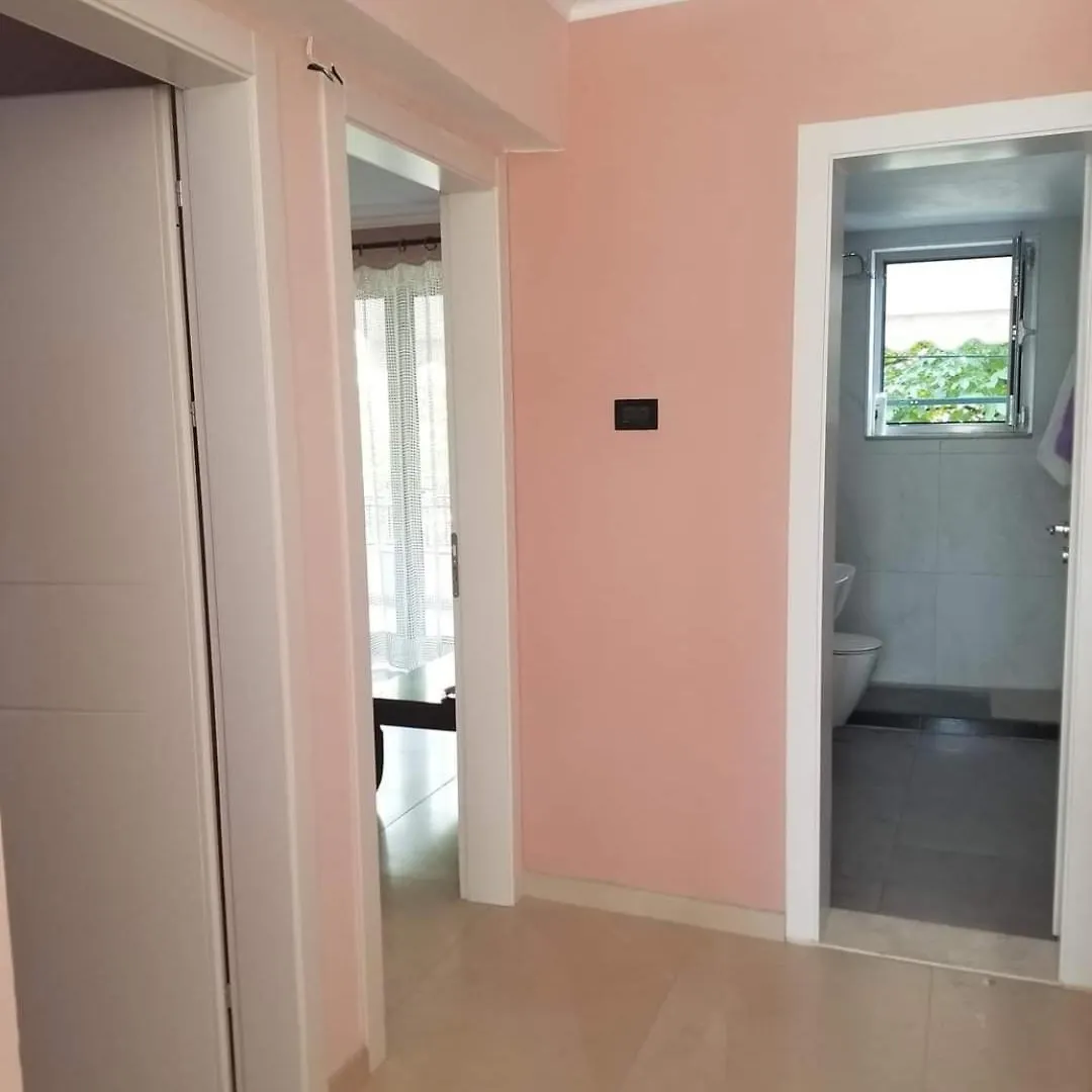 Main Street Apartment Tirana